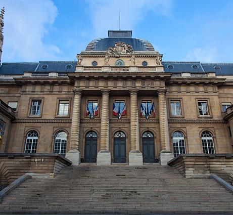 restructuration dettes entreprises Paris 1